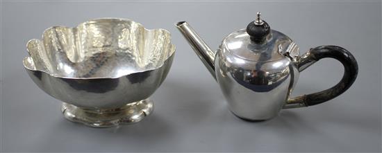 An Edwardian silver bachelors? teapot, A&J Zimmerman, Birmingham, 1903 and an 800 standard planished sugar bowl, gross 7oz.